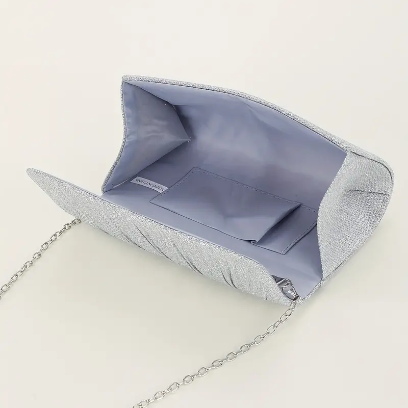 Cartera plateada cuadrada con cadena - 3370