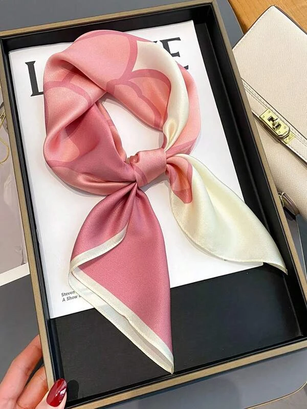 Pañuelo rosa estampado flor grande - 3555