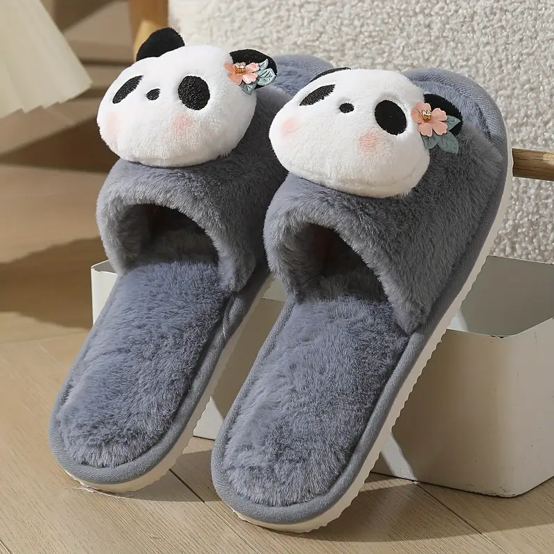 Pantuflas gris con cabeza de panda - 4877