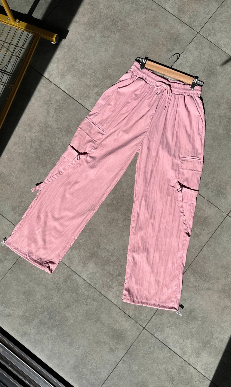 Pantalon cargo rosa con tiras laterales - 5142R