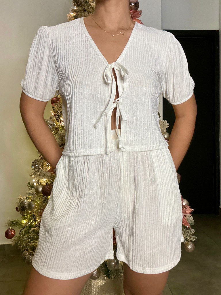 Set blanco camisa con lazos frontales & short - 5386BL