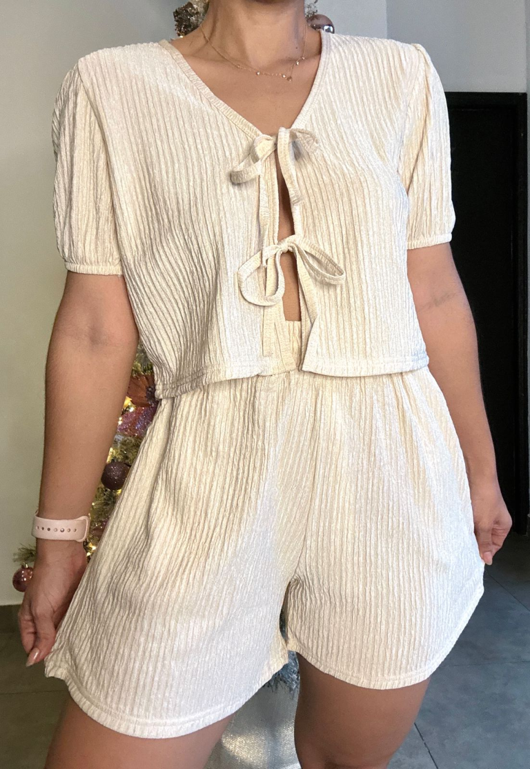 Set crema camisa con lazos frontales & short - 5386CR