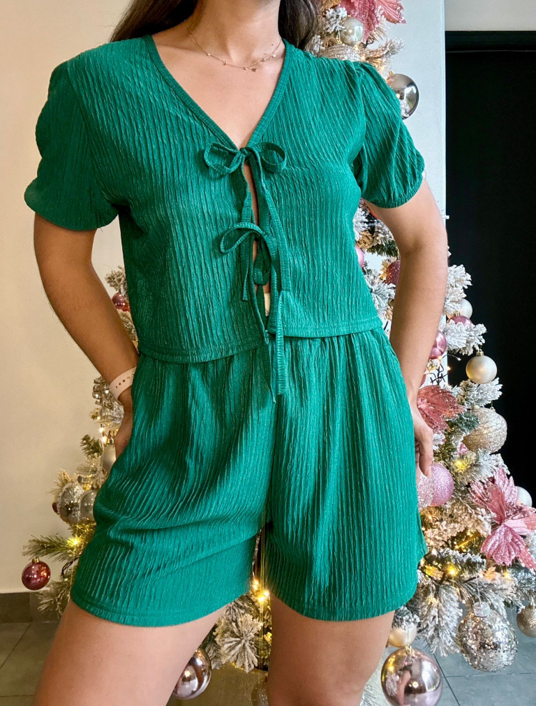 Set verde camisa con lazos frontales & short - 5386V