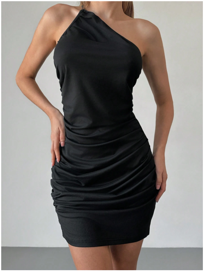 Vestido negro tira en un hombro - 5540