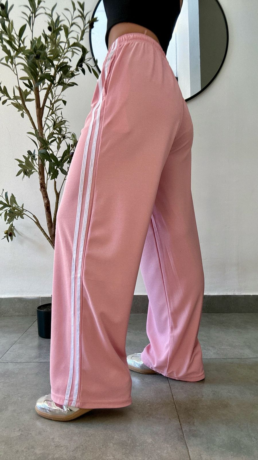 Pantalon rosa pierna ancha con tiras laterales estilo sport - 5620R
