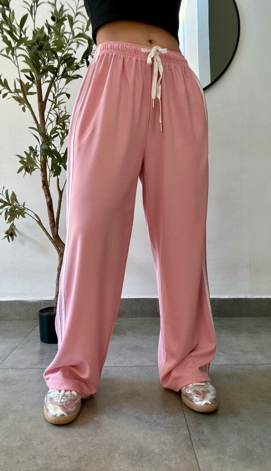 Pantalon rosa pierna ancha con tiras laterales estilo sport - 5620R
