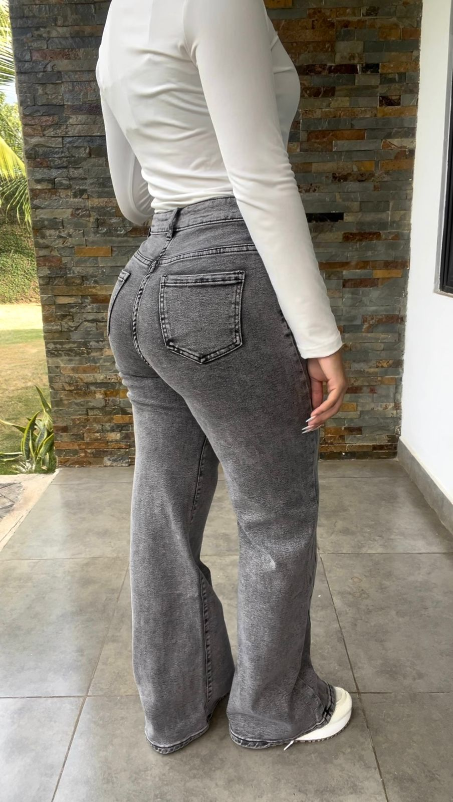 Pantalon pierna ancha gris prelavado con líneas frontales Surprise jeans - 5761