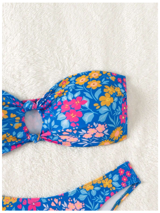 Traje de baño dos piezas azul estampado floral abertura en pecho - 5795