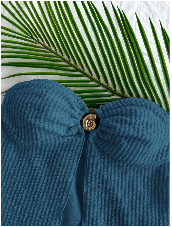 Crop top azul sin mangas detalle dorado en centro - 5842