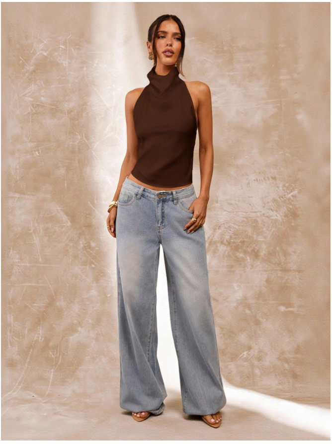 Crop top marrón cuello alto espalda descubierta - 5849