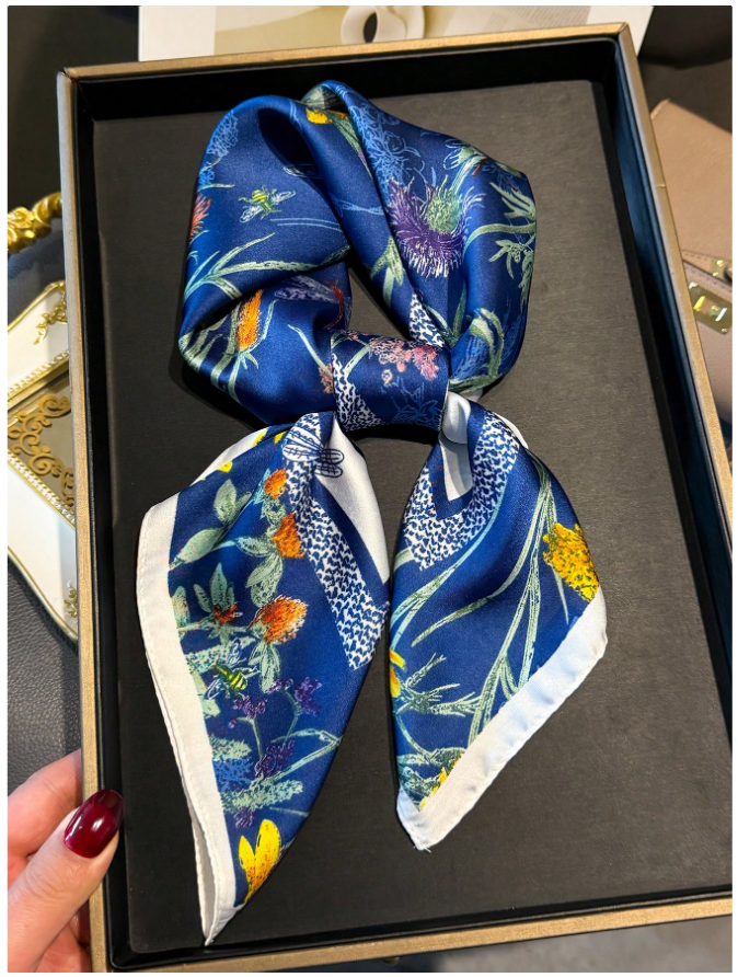 Pañuelo azul estampado flores acuáticas - 5854