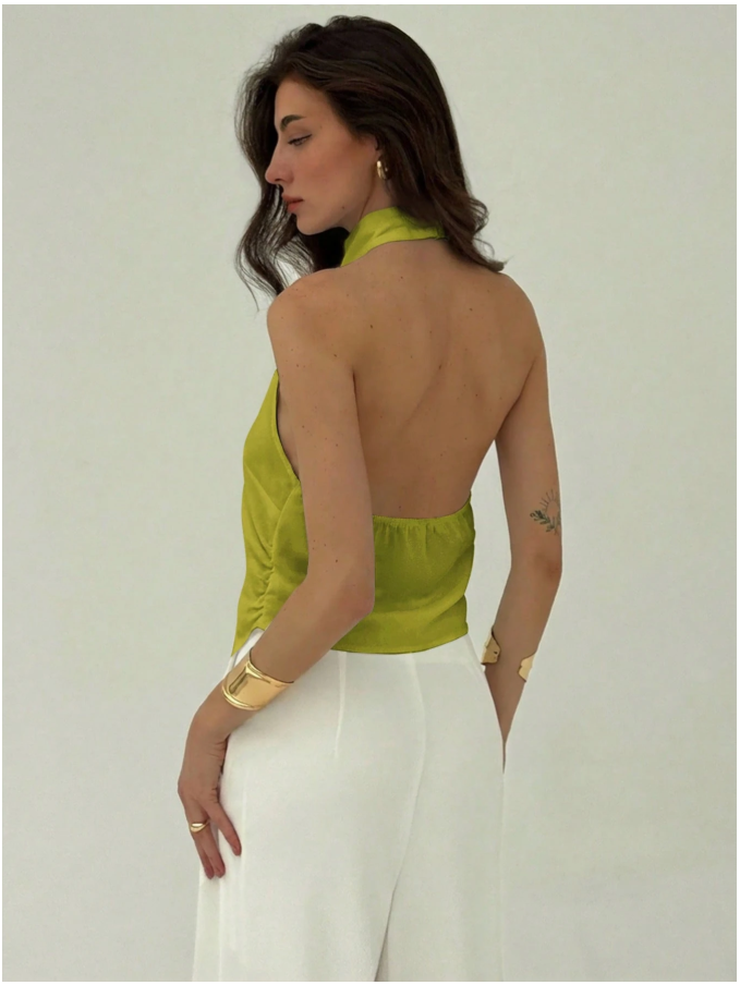 Camisa verde cuello halter alto & corte bajo asimétrico - 5929