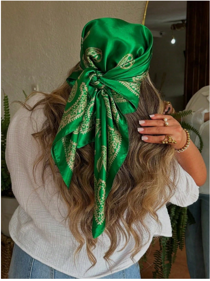 Pañuelo verde estampado anacardo - 5938