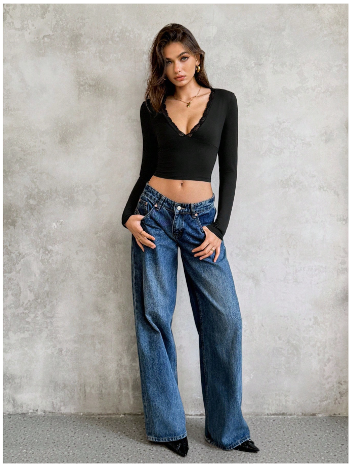 Crop top negro manga larga cuello V con encaje - 5964