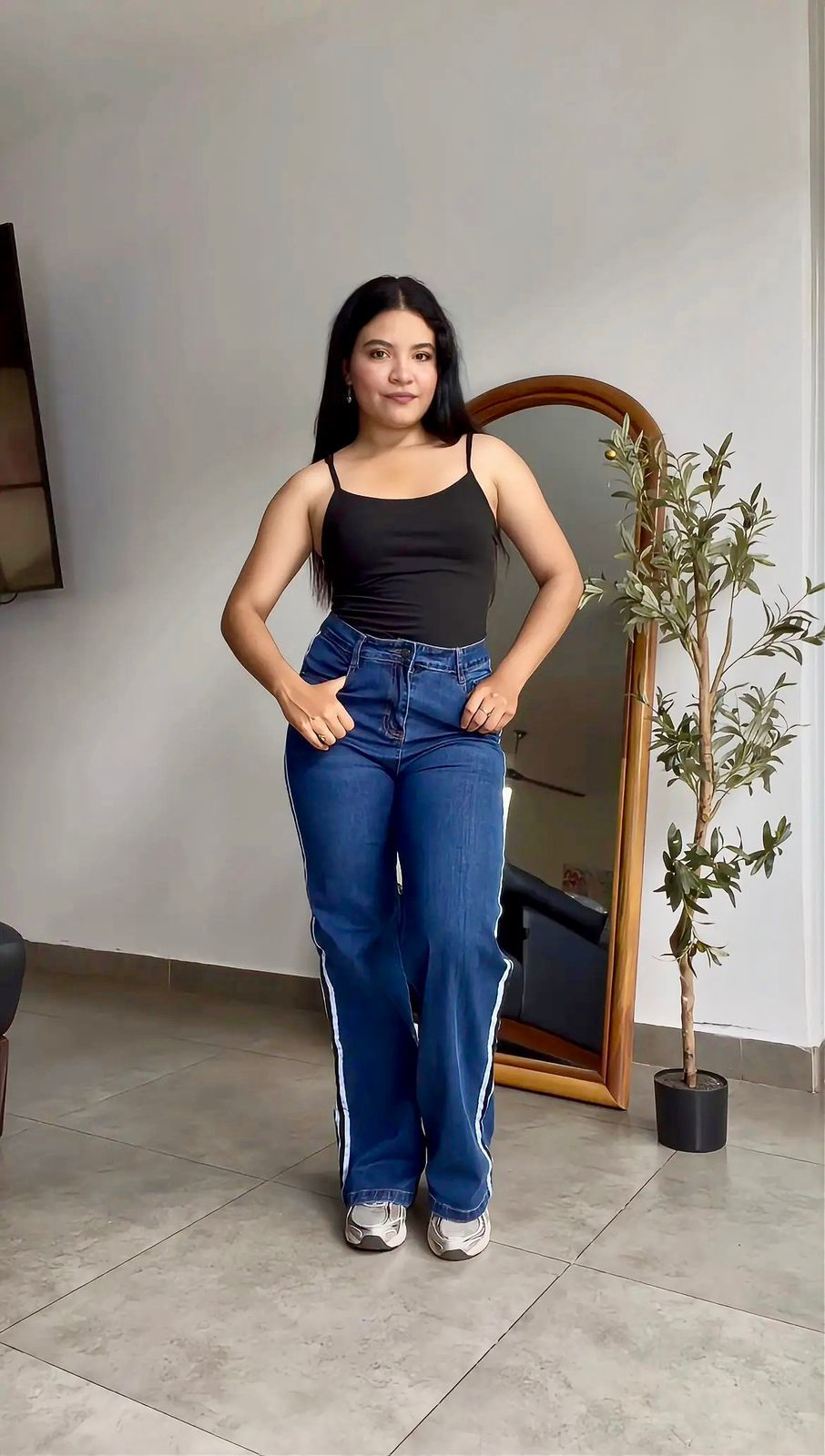 Pantalon pierna ancha azul oscuro con líneas laterales blanco y negro Surprise jeans - 5997