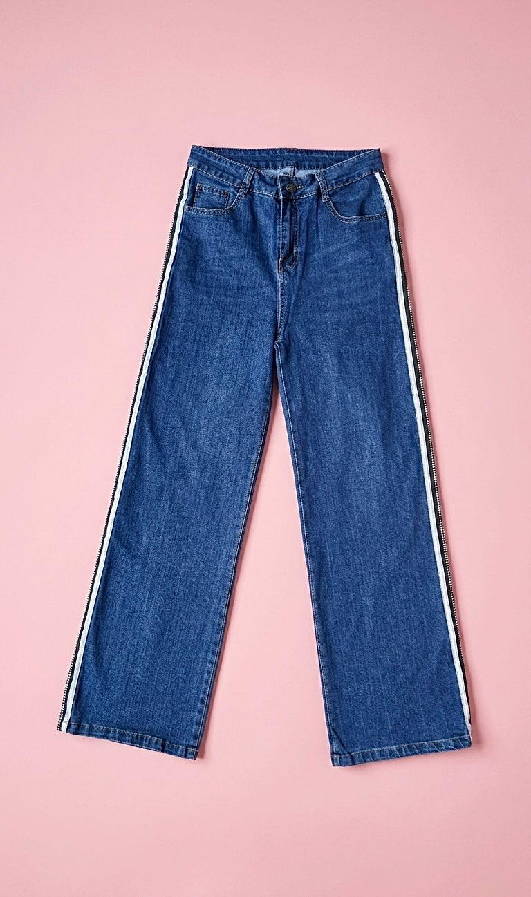 Pantalon pierna ancha azul oscuro con líneas laterales blanco y negro Surprise jeans - 5997