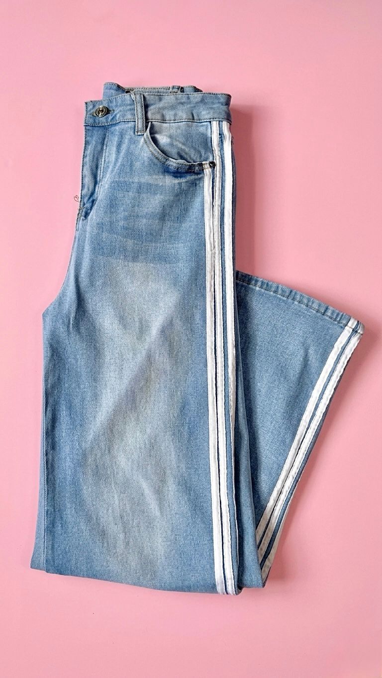 Pantalon pierna ancha azul con líneas laterales color blanco Surprise jeans - 5998