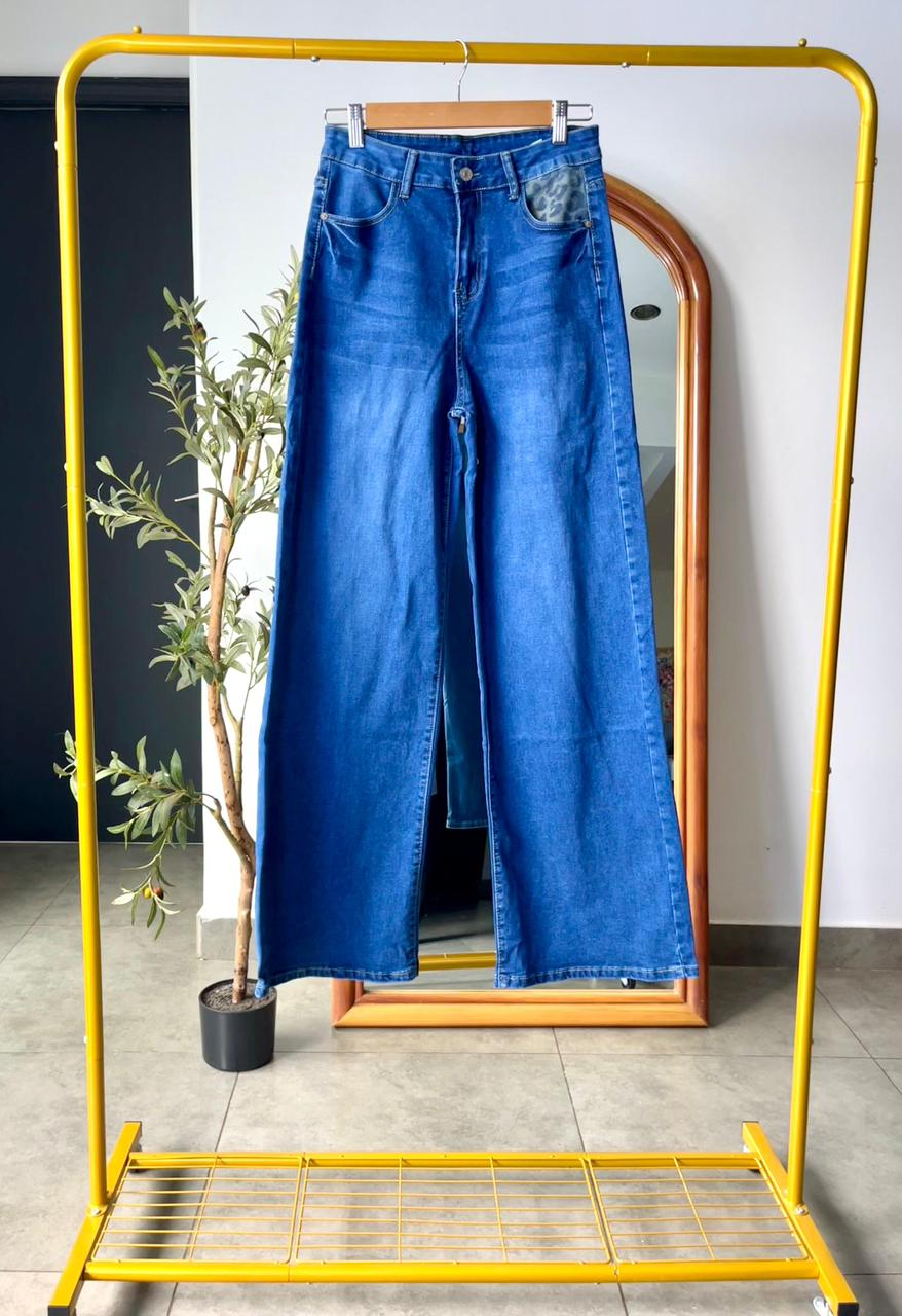Pantalon pierna ancha con estampado animal print en bolsa + faja Surprise Jeans - 5999