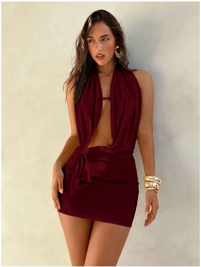 Vestido burdeos corto cuello drapeado espalda descubierta - 6029