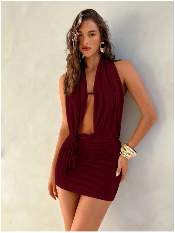 Vestido burdeos corto cuello drapeado espalda descubierta - 6029