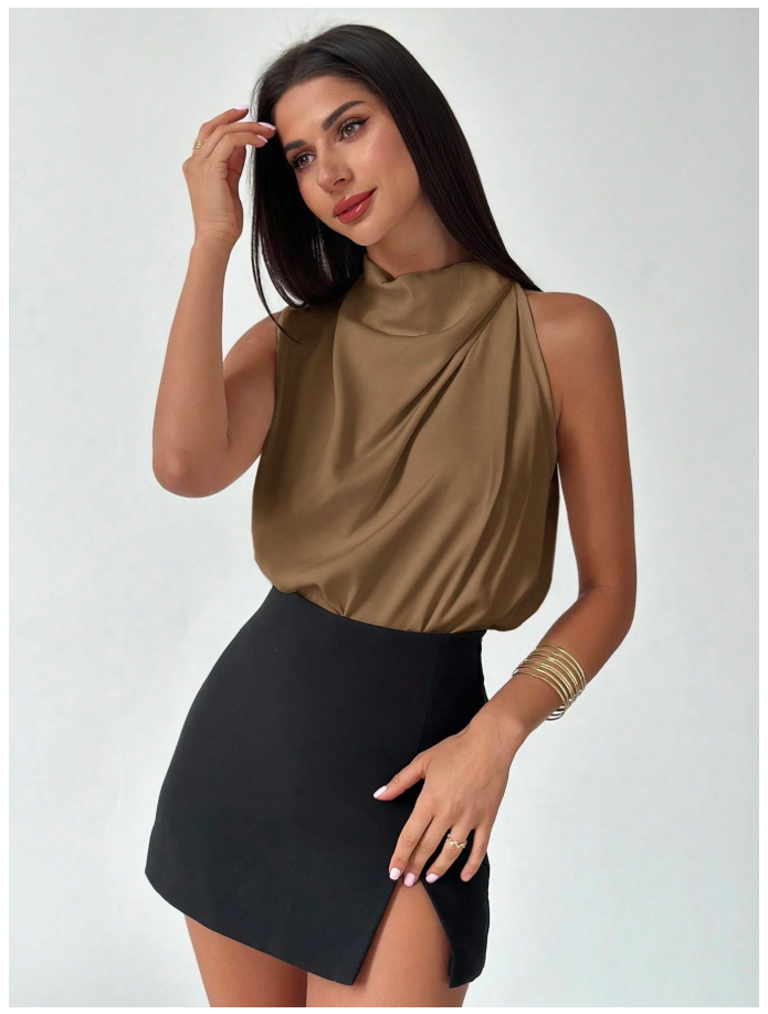 Camisa marrón plisada cuello alto sin mangas - 6047