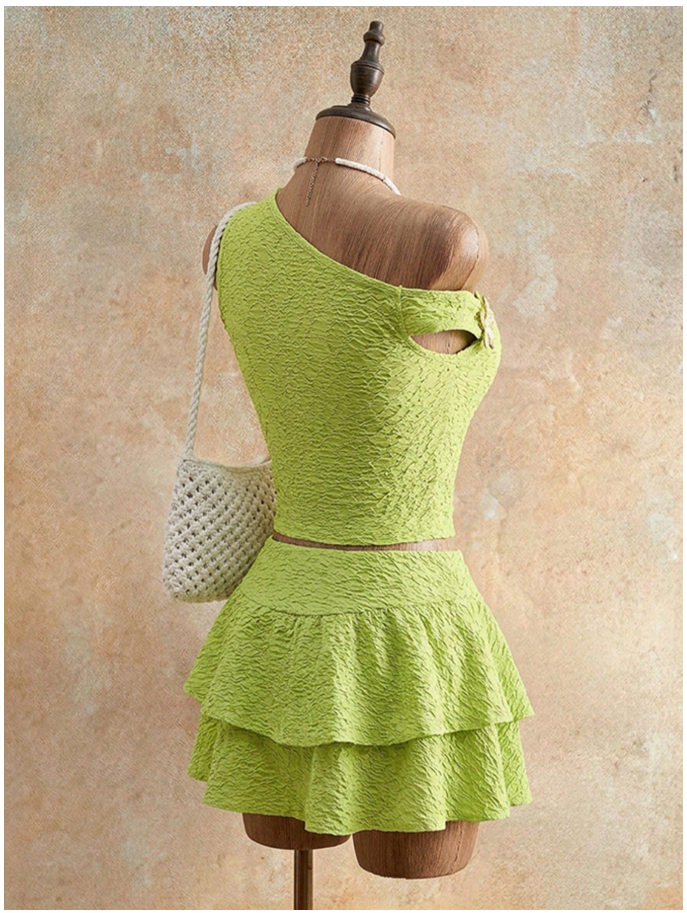 Crop top verde tejido en relieve un hombro detalle dorado - 6058
