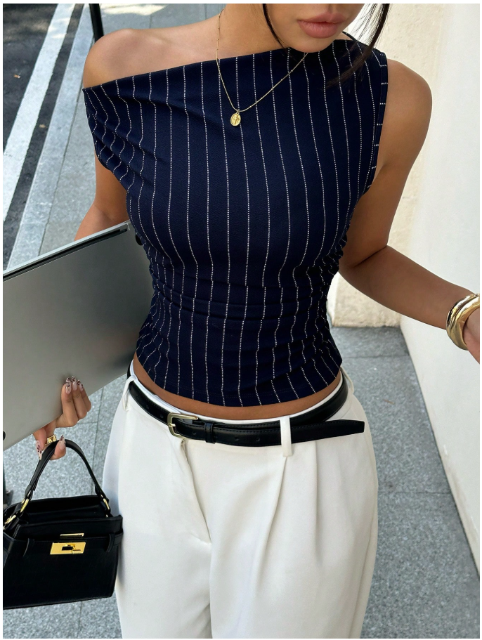 Crop top azul marino a rayas hombro asimétrico - 6065