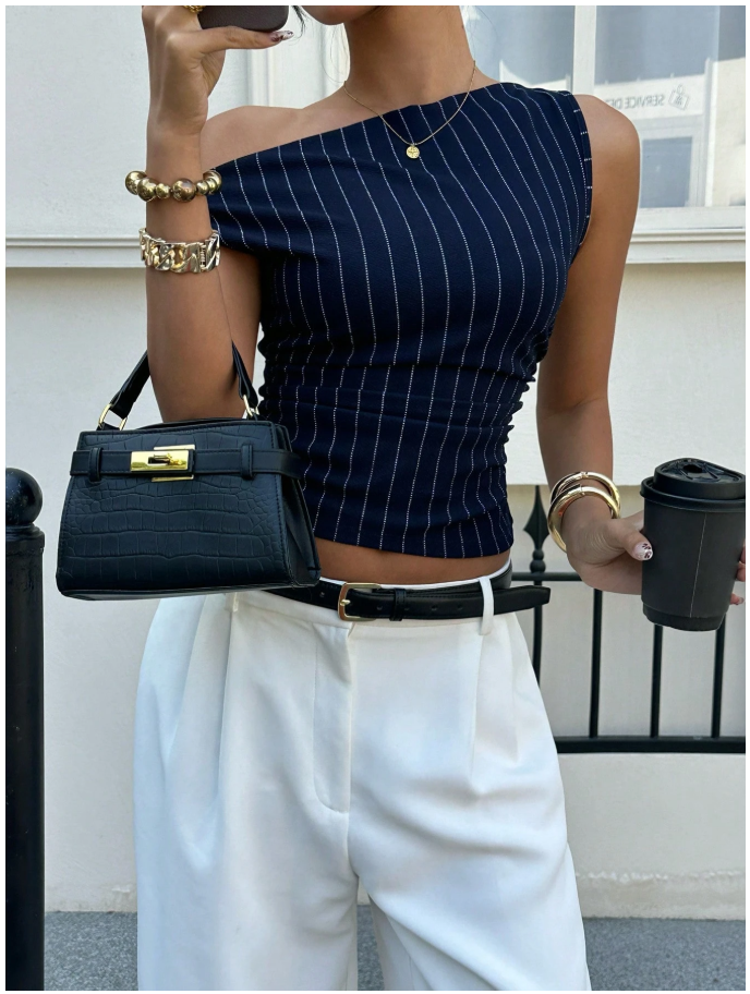 Crop top azul marino a rayas hombro asimétrico - 6065