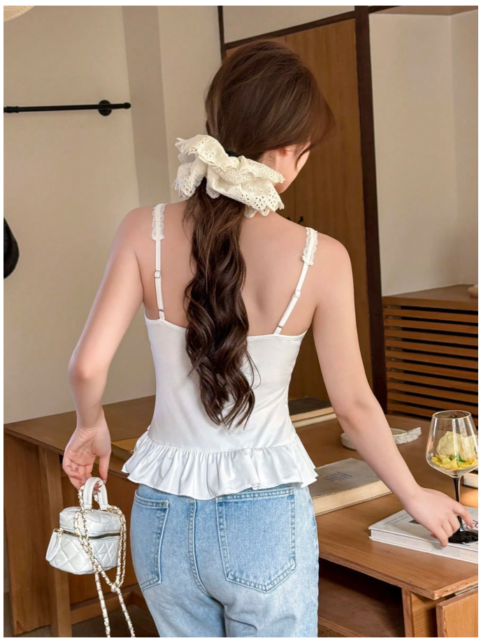 Crop top blanco de tirantes vuelo parte inferior & lazo en pecho - 6067