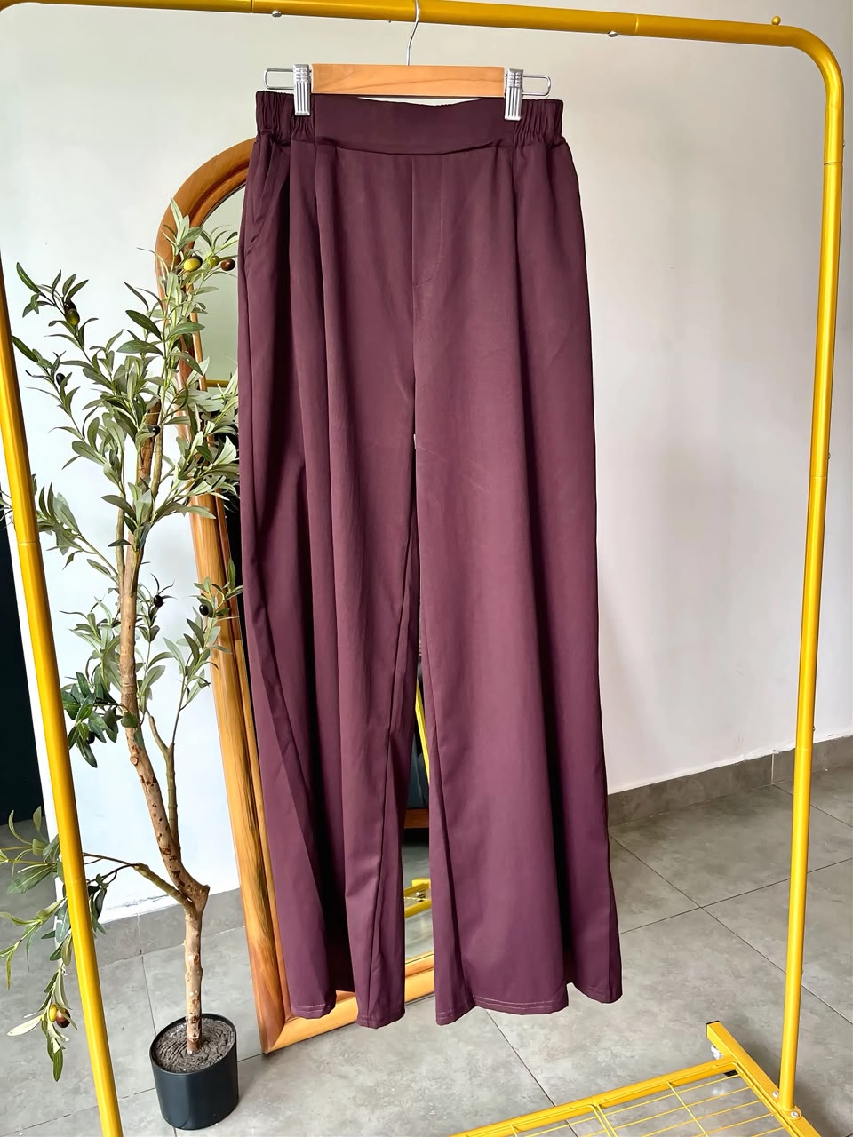 Pantalon pierna ancha de vestir pinzas frontales - 6078