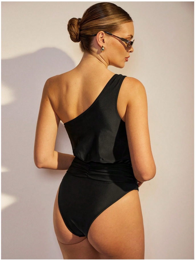 Traje de baño negro una pieza un hombro con aro metálico - 6080