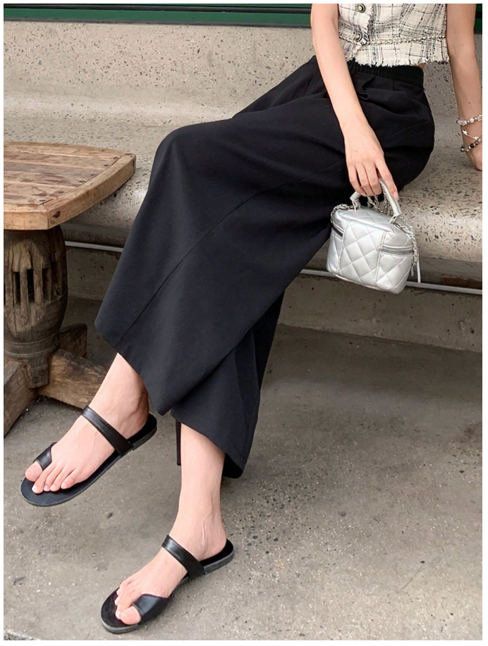 Pantalon negro pierna ancha elástico en cintura bolsillos plisados - 6110