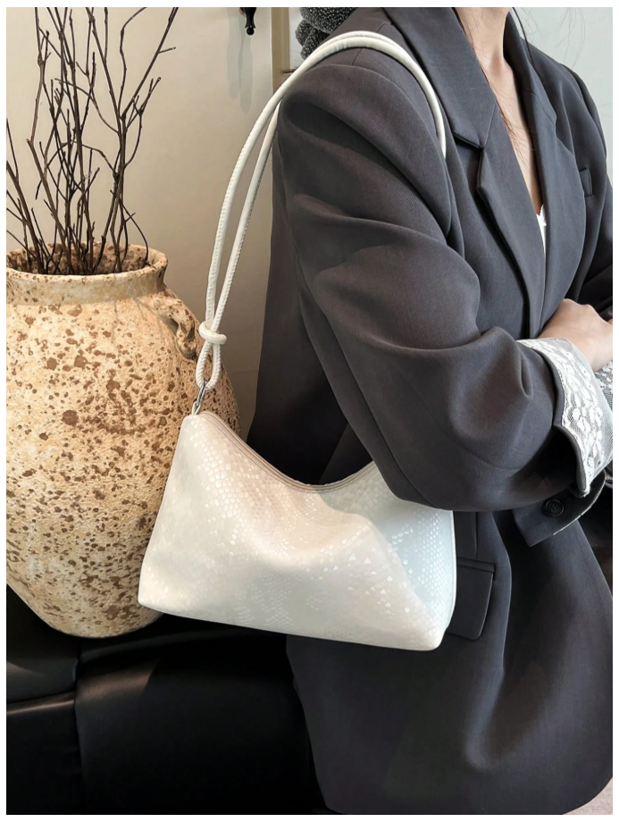 Cartera blanca con textura de piel - 6163