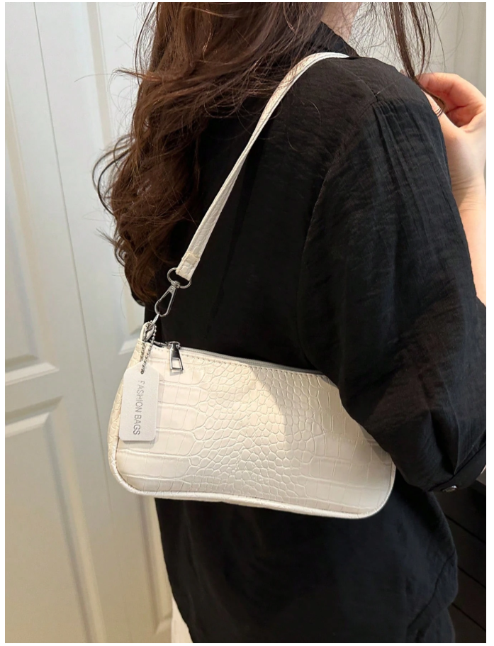 Cartera blanca con textura de piel de cocodrilo - 6165