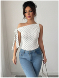 Camisa blanca lunares negros un hombro con lazo - 6166