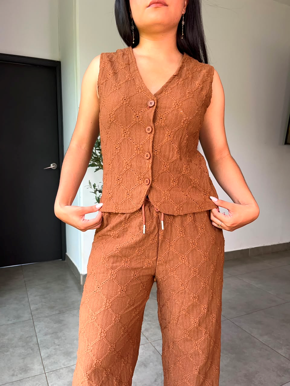 Set pantalón & vest con detalles bordados - 6243