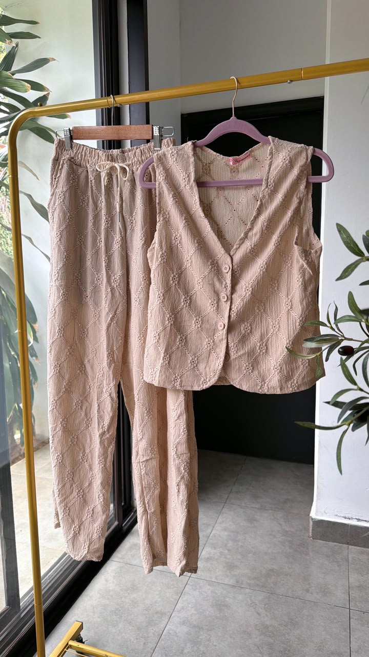 Set pantalón & vest con detalles bordados - 6243