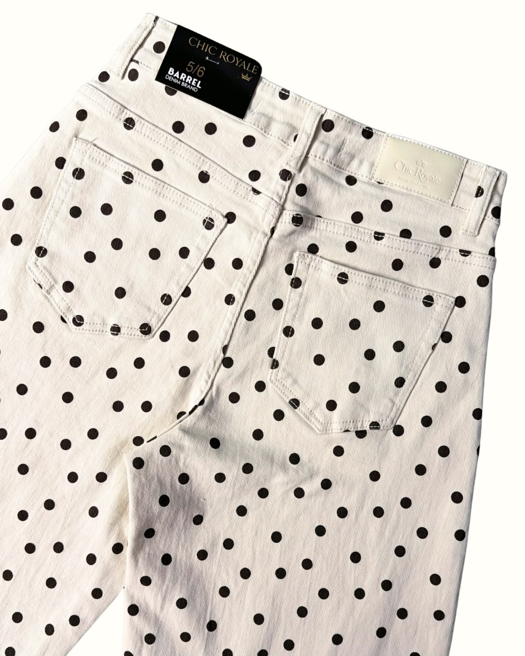 Pantalon camel con lunares estilo barrel Chic Royale - 6379